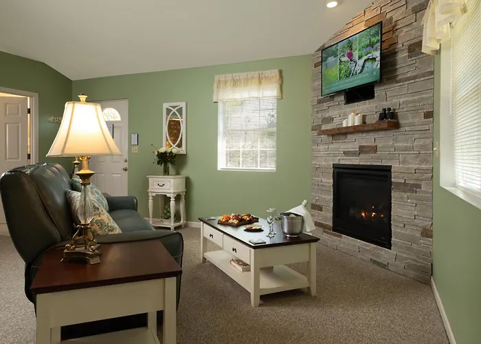 Hawk Valley Retreat &