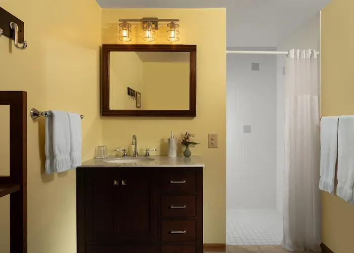 Hawk Valley Retreat & Bed & Breakfast Galena