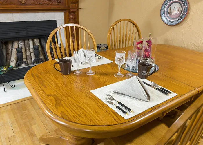 Hawk Valley Retreat & Bed & Breakfast Galena