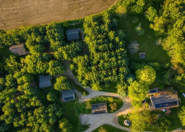 Hawk Valley Retreat & Bed & Breakfast